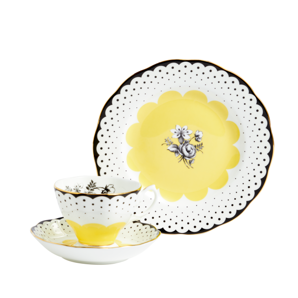 Royal Albert 100 Years Teacup/Saucer/Plate Set 1920 Wanda