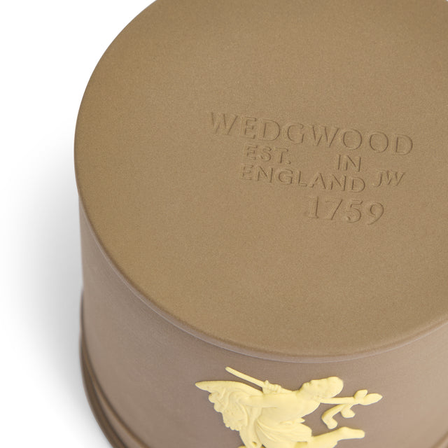 Wedgwood Prestige Bacchus Scented Candle Vigour