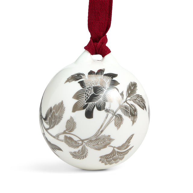 Wedgwood Christmas Silver Tonquin Bauble Set of 2