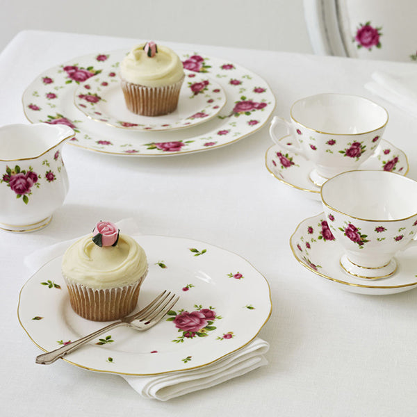 Royal Albert New Country Roses White Vintage 3 Tier Cake Stand