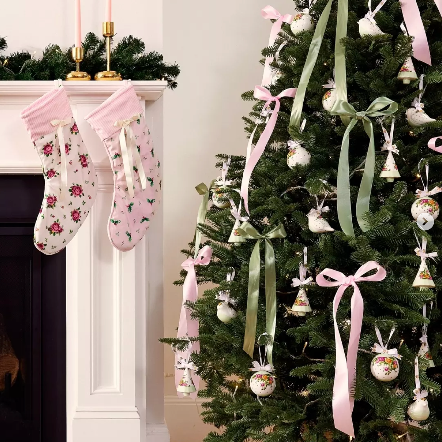 Royal Albert Christmas Hanging Robin Ornament